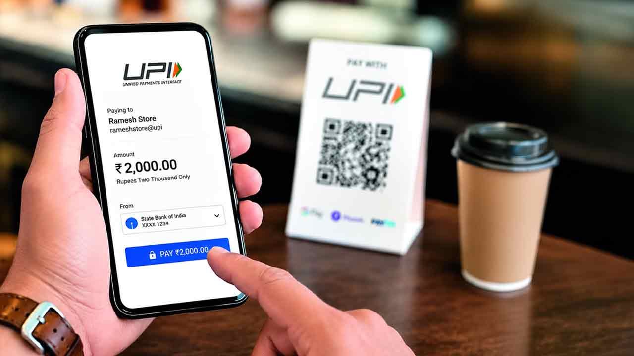 UPI য়ে ২ হাজারের উপরে ব্যবসায়িক লেনদেনে বসল মাশুল! কাদের দিতে হবে? কবে থেকে গুনতে হবে বাড়তি অর্থ?
